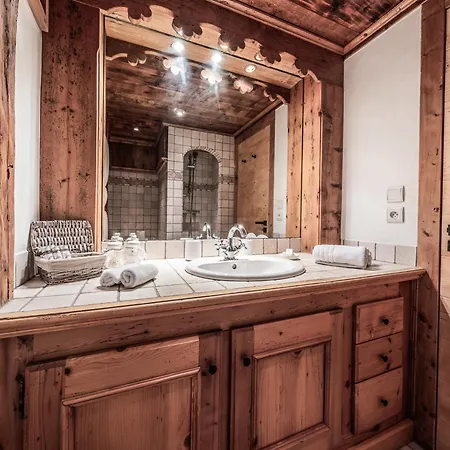 Familial Authentique Avec Spa, Jacuzzi Et Hammam - 1850 - Fr-1-613a-26 Chalet Courchevel
